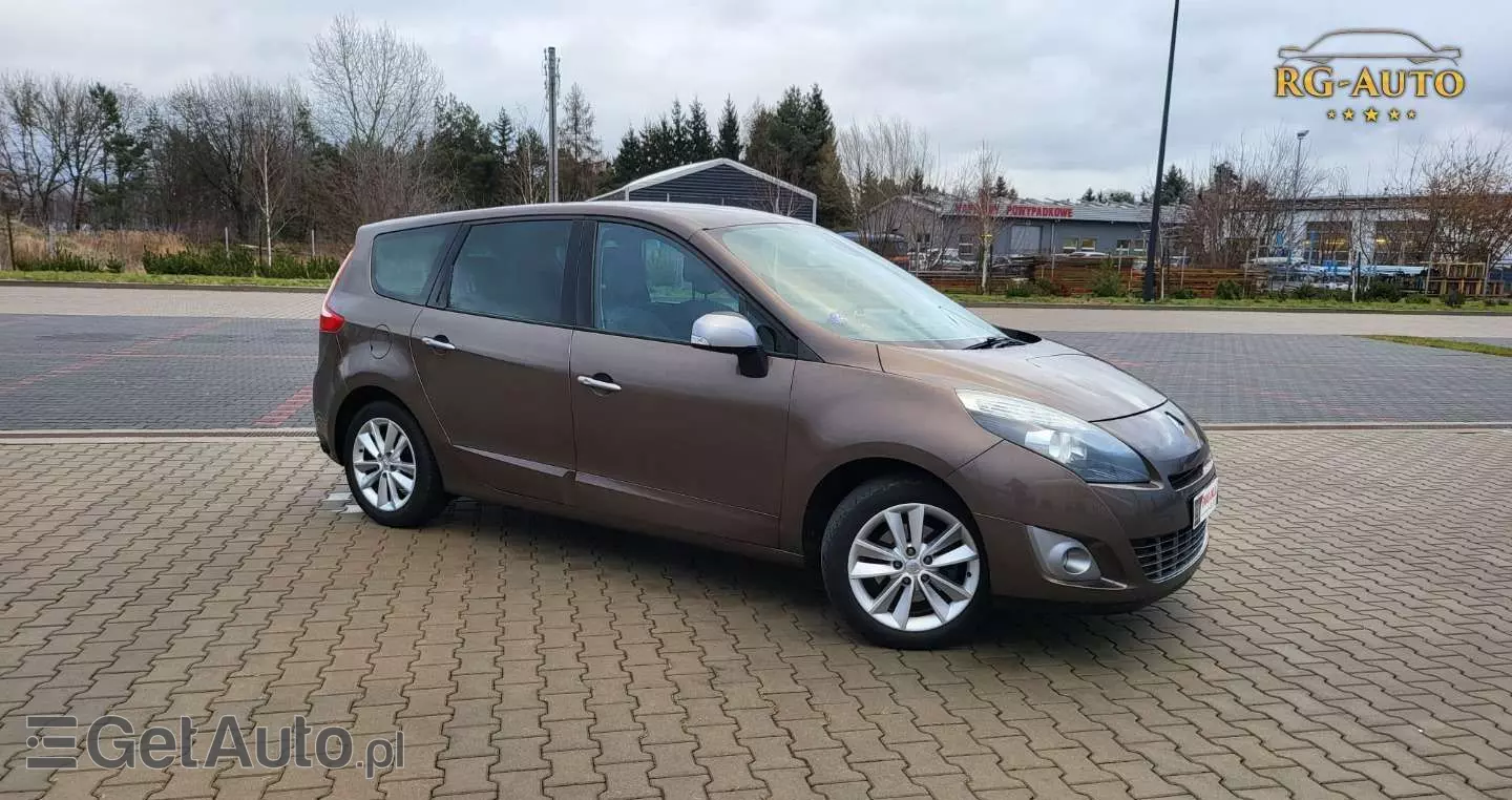 RENAULT Grand Scenic 