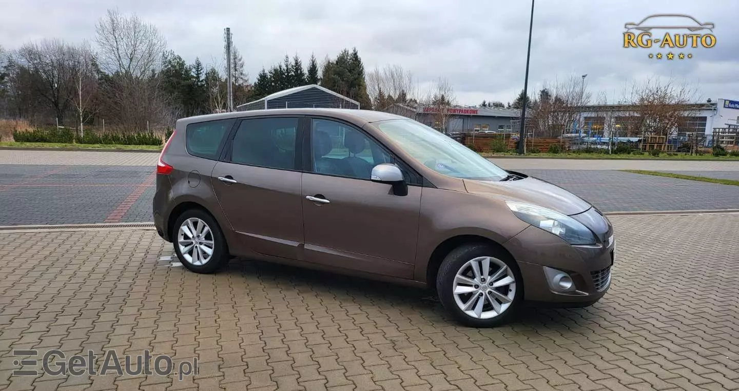 RENAULT Grand Scenic 