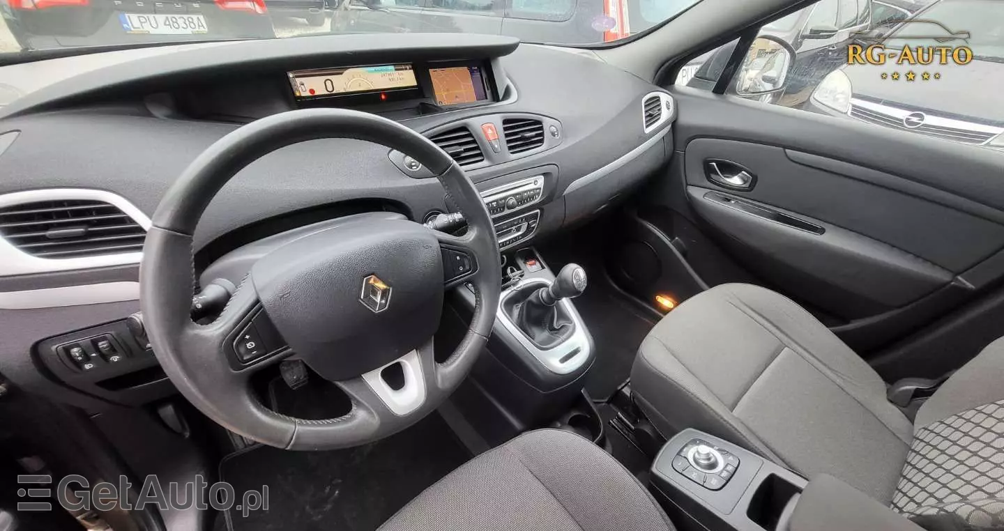 RENAULT Grand Scenic 