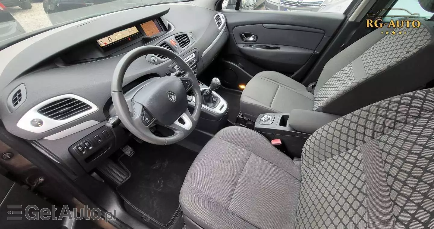 RENAULT Grand Scenic 