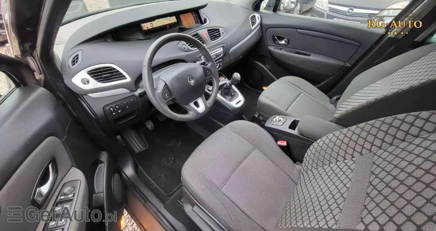 RENAULT Grand Scenic 