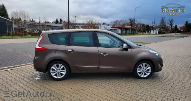 RENAULT Grand Scenic 