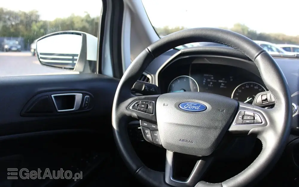 FORD EcoSport 1.0 EcoBoost TITANIUM
