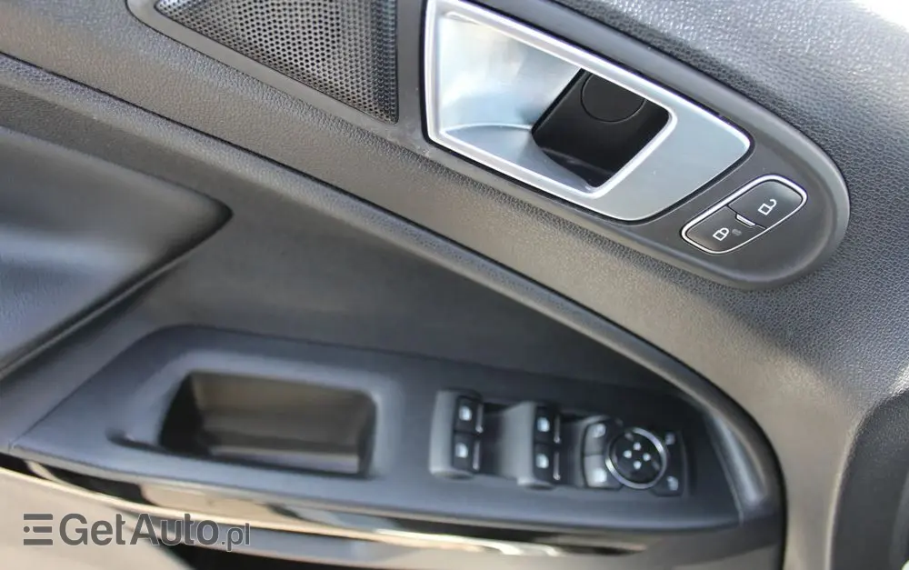 FORD EcoSport 1.0 EcoBoost TITANIUM