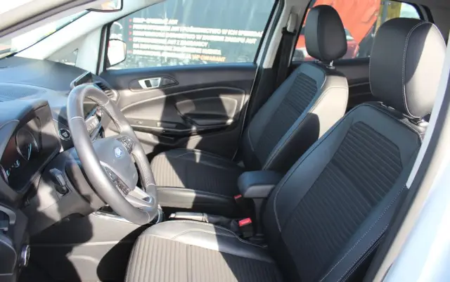 FORD EcoSport 1.0 EcoBoost TITANIUM