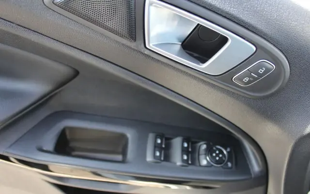 FORD EcoSport 1.0 EcoBoost TITANIUM