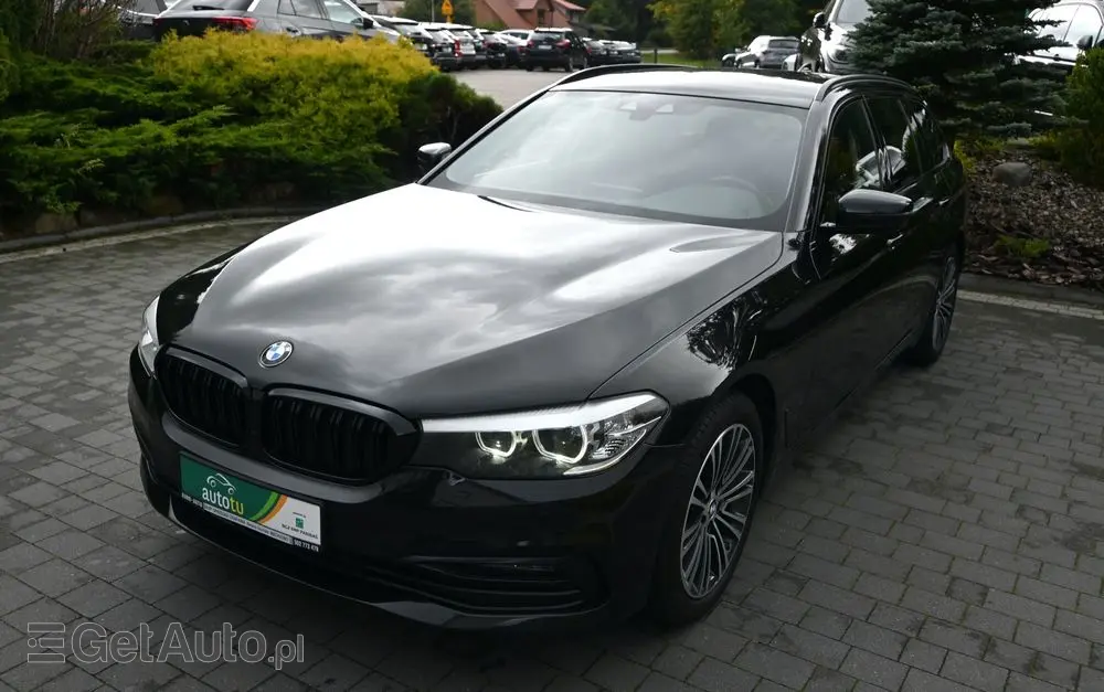 BMW Seria 5 520d xDrive Sport Line sport
