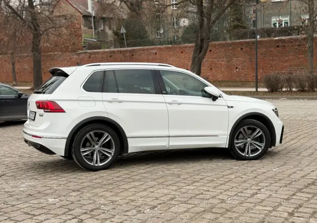 VOLKSWAGEN Tiguan 2.0 TDI SCR 4MOTION DSG Highline