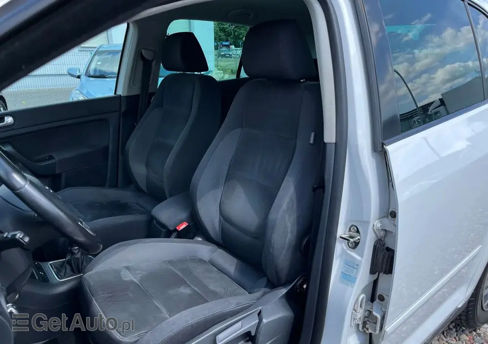 VOLKSWAGEN Golf Plus 