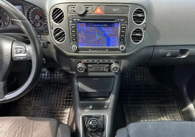 VOLKSWAGEN Golf Plus 