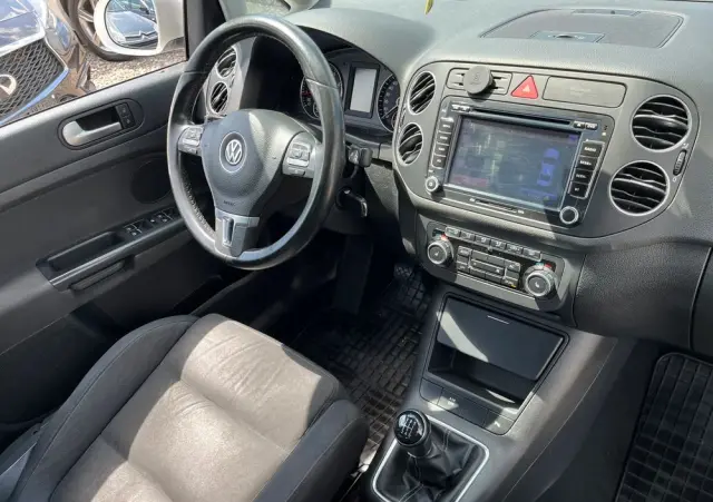 VOLKSWAGEN Golf Plus 