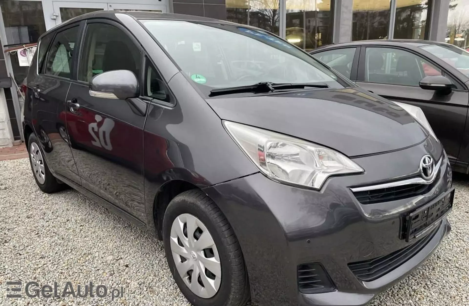 TOYOTA Verso-S 1.33 Dual VVT-i (98 KM)