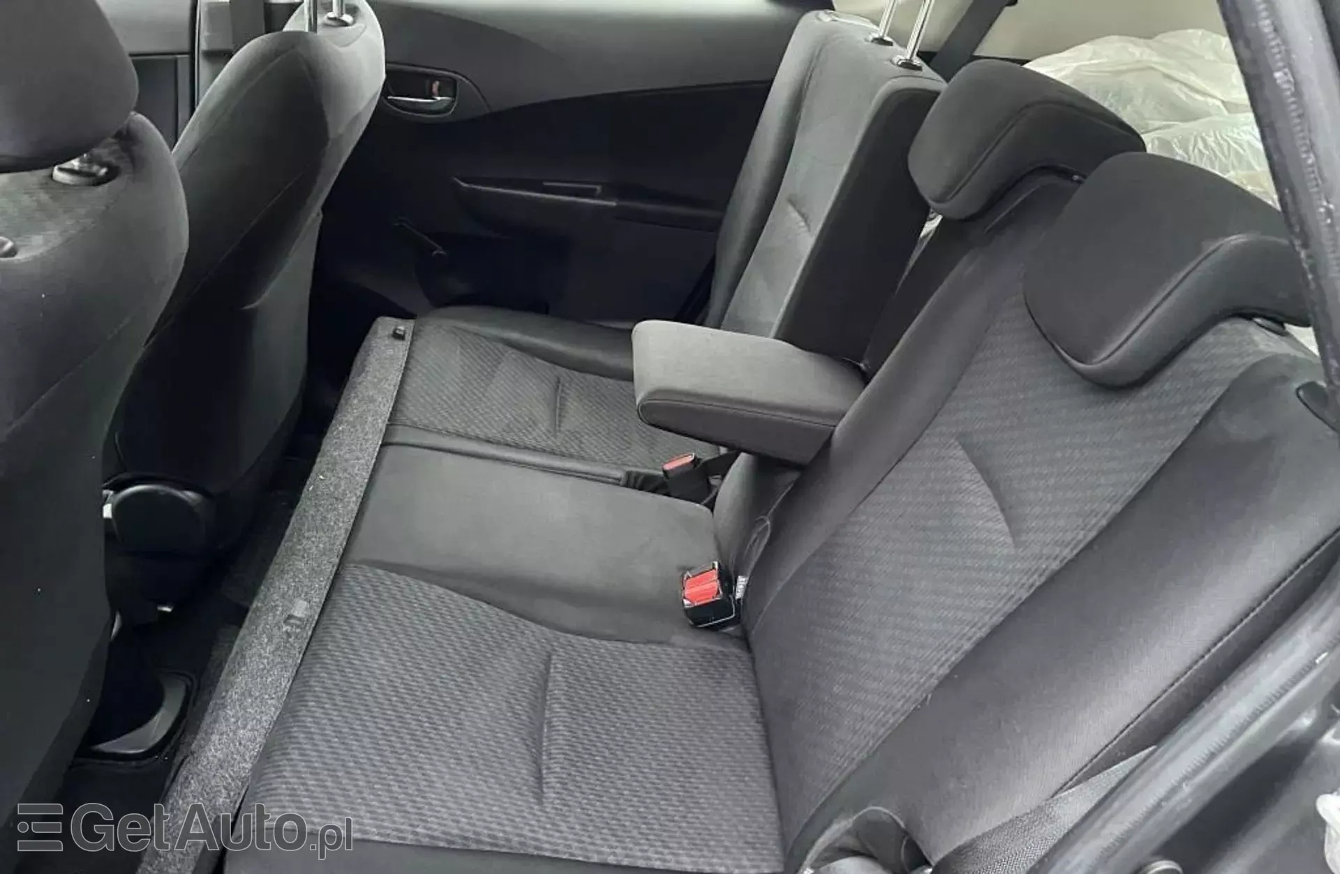 TOYOTA Verso-S 1.33 Dual VVT-i (98 KM)