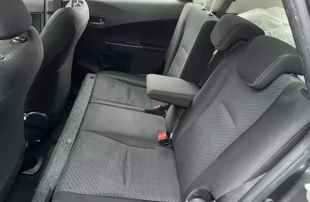 TOYOTA Verso-S 1.33 Dual VVT-i (98 KM)