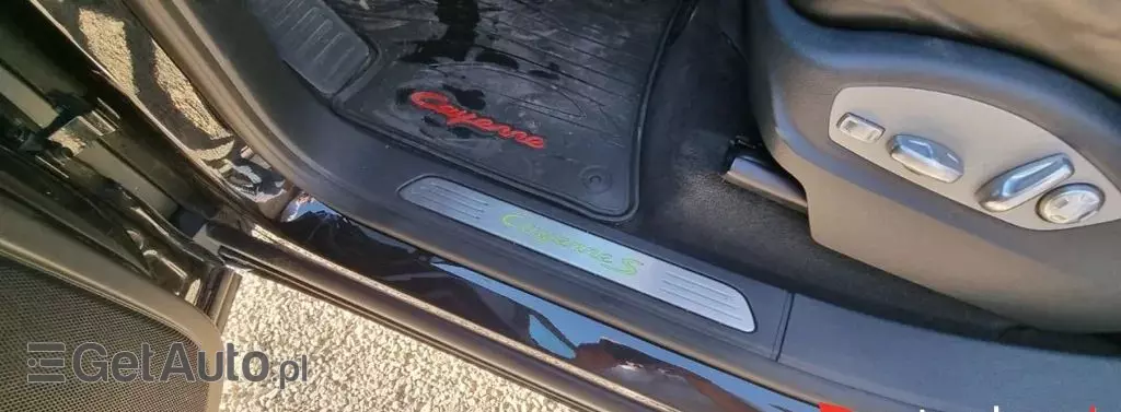 PORSCHE Cayenne 3.0 V6 (462 KM) E-Hybrid Tiptronic S