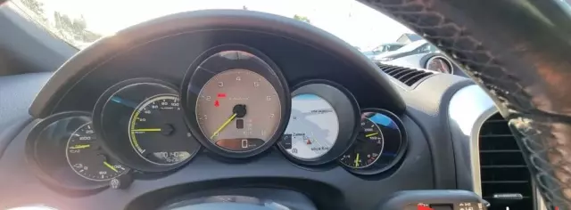 PORSCHE Cayenne 3.0 V6 (462 KM) E-Hybrid Tiptronic S