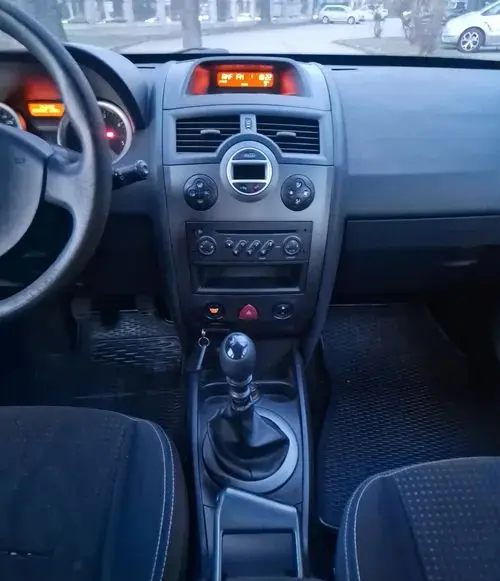 RENAULT Megane 