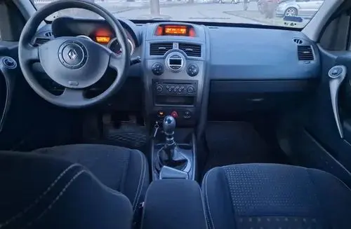RENAULT Megane 