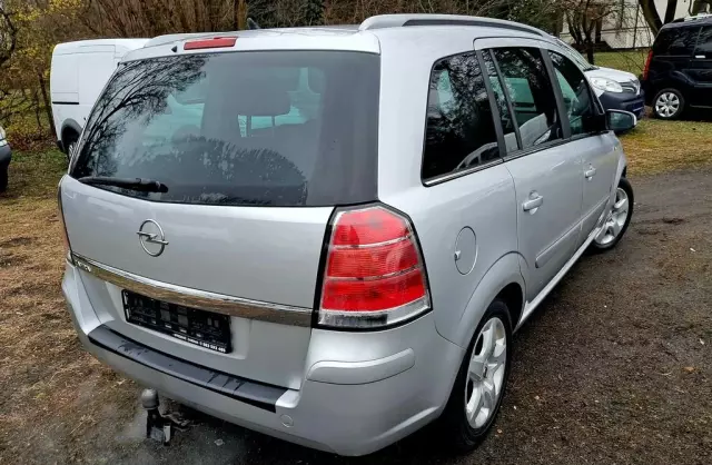 OPEL Zafira 