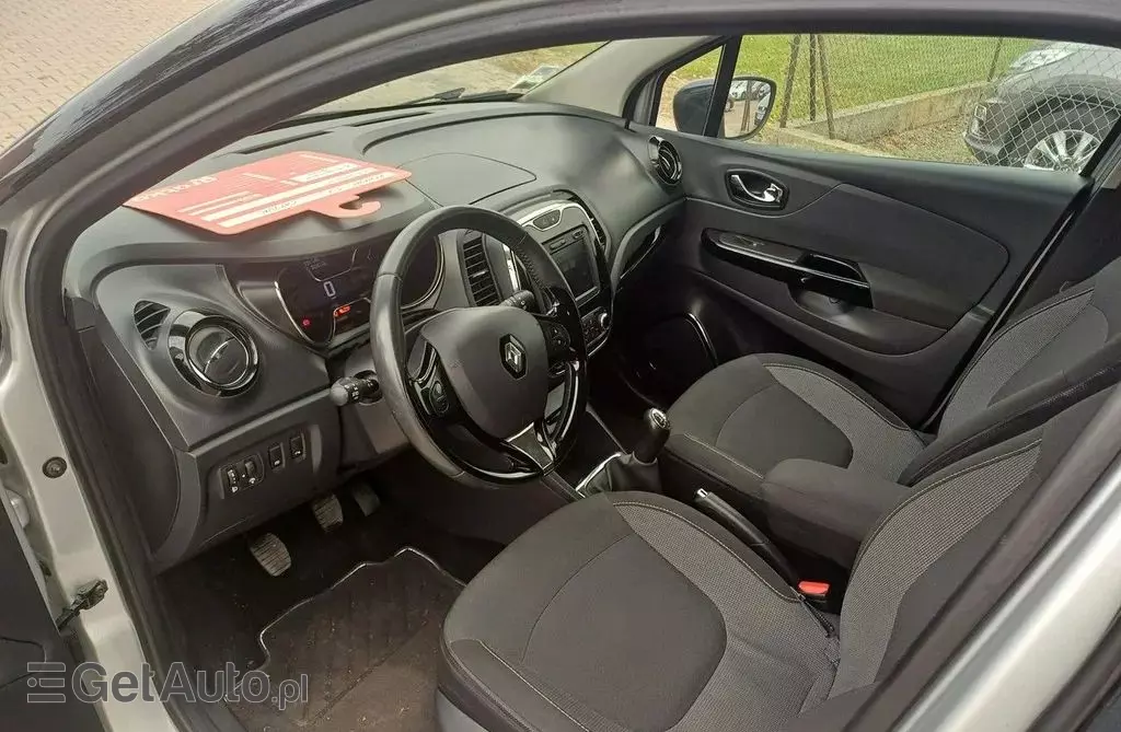 RENAULT Captur 
