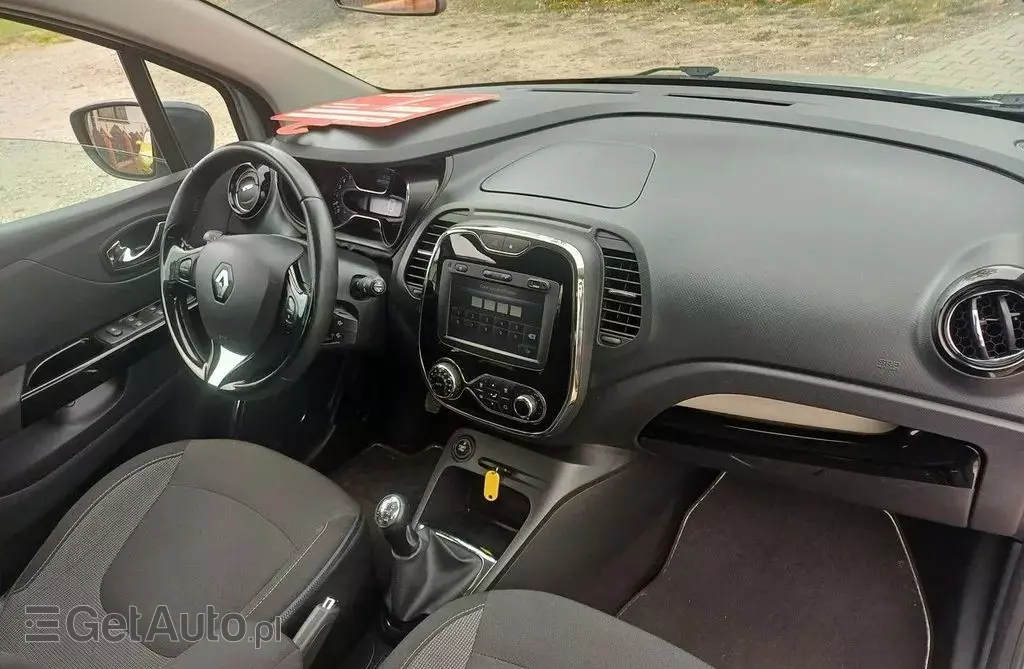 RENAULT Captur 