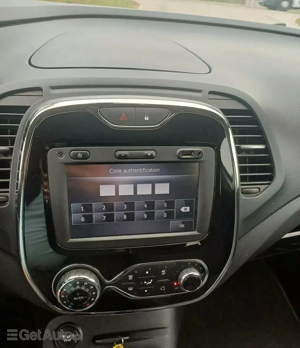 RENAULT Captur 