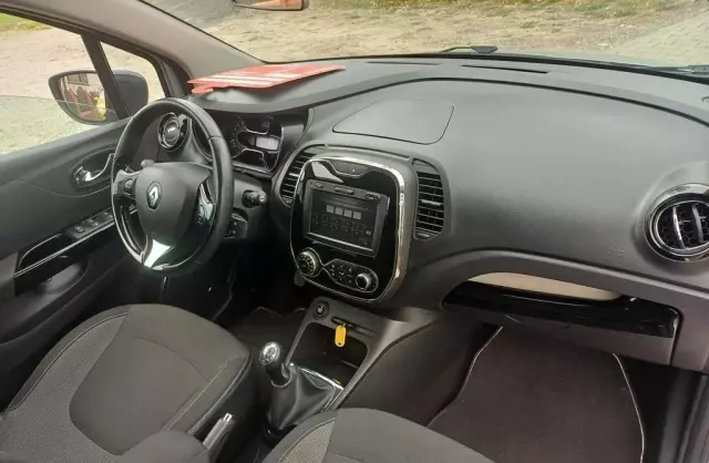 RENAULT Captur 