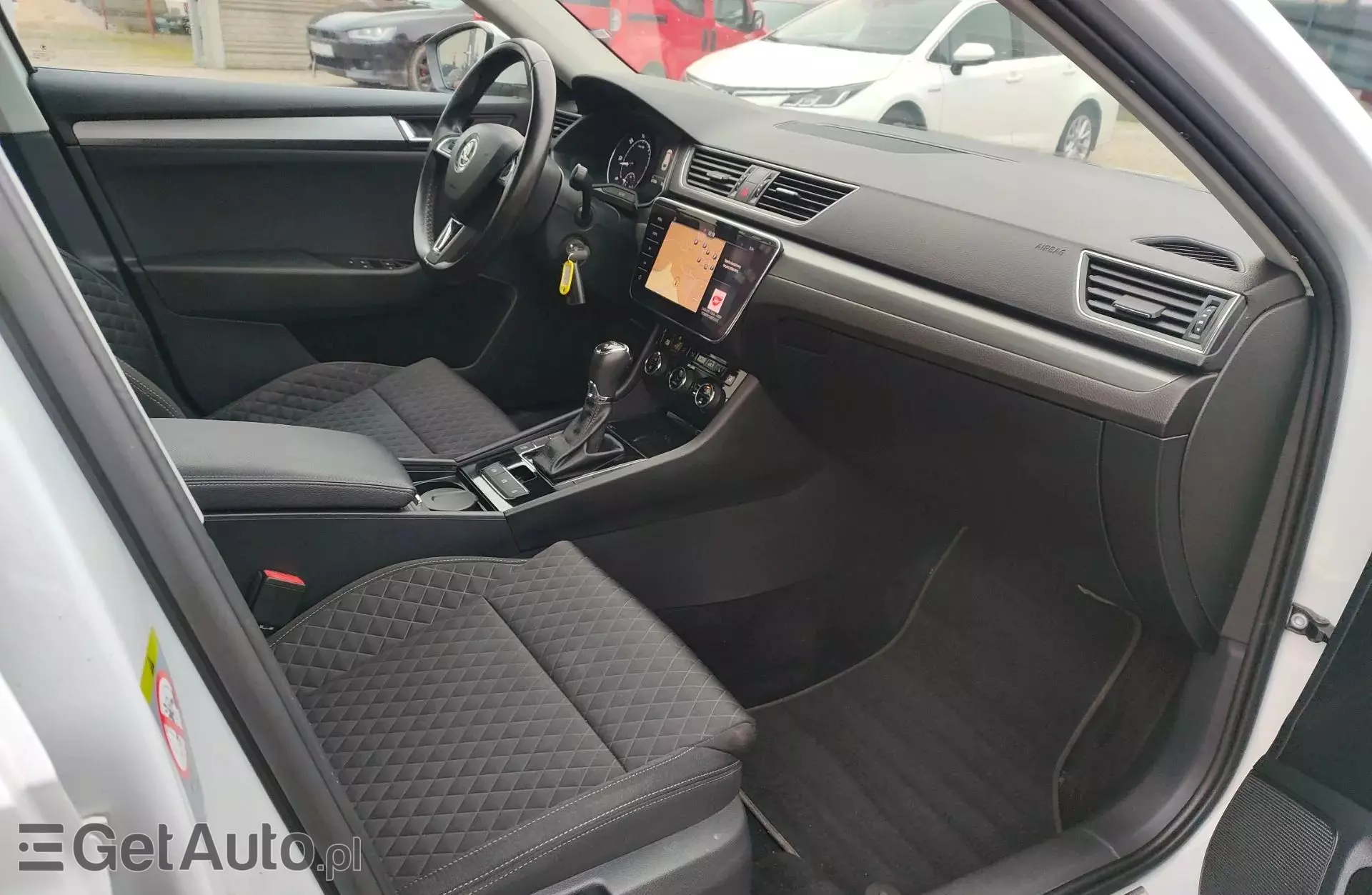 SKODA Superb 1.6 TDI (120 KM) DSG