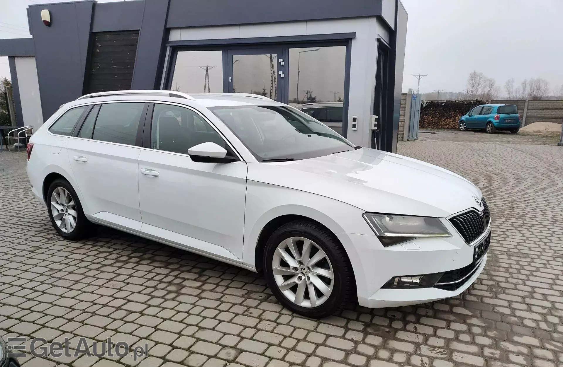SKODA Superb 1.6 TDI (120 KM) DSG