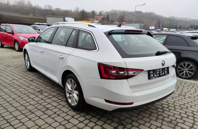SKODA Superb 1.6 TDI (120 KM) DSG
