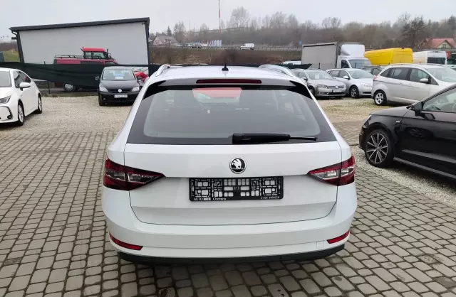 SKODA Superb 1.6 TDI (120 KM) DSG