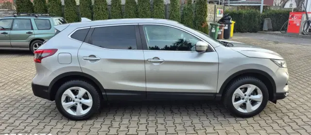 NISSAN Qashqai 1.2 DIG-T Xtronic ACENTA