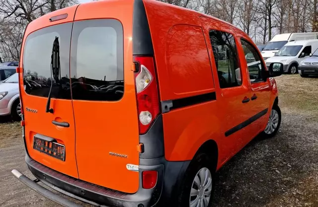 RENAULT Kangoo 