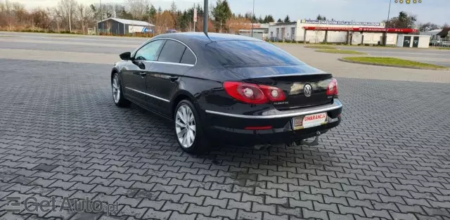 VOLKSWAGEN Passat CC 