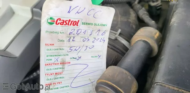 VOLKSWAGEN Passat CC 