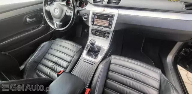 VOLKSWAGEN Passat CC 