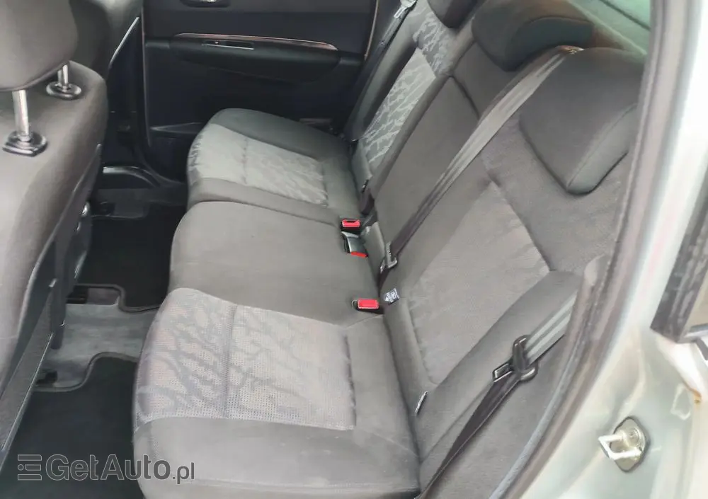 PEUGEOT 3008 1.6 Premium+