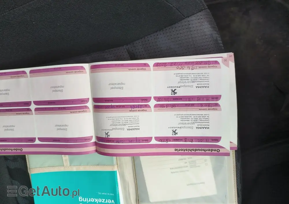 PEUGEOT 3008 1.6 Premium+