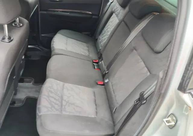 PEUGEOT 3008 1.6 Premium+