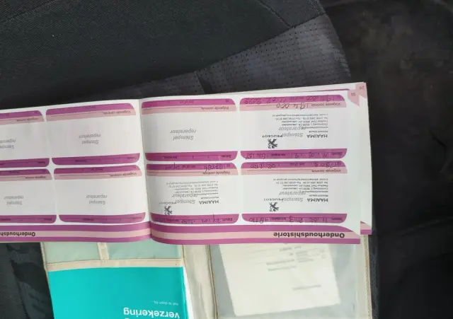 PEUGEOT 3008 1.6 Premium+