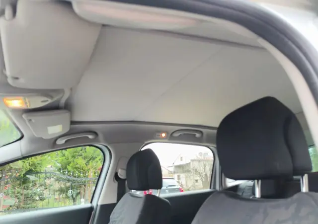 PEUGEOT 3008 1.6 Premium+