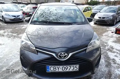 TOYOTA Yaris 