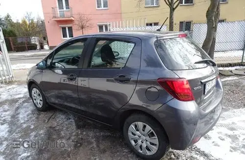 TOYOTA Yaris 