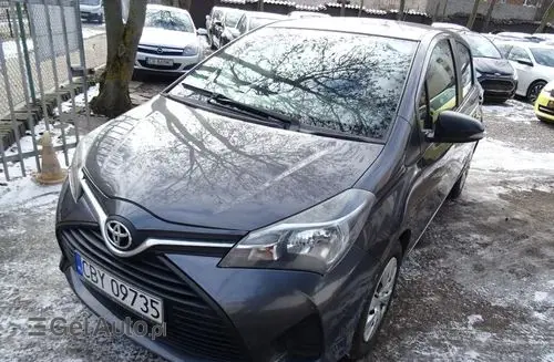 TOYOTA Yaris 