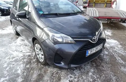 TOYOTA Yaris 