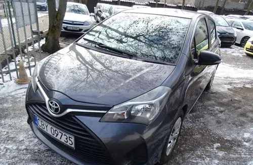 TOYOTA Yaris 