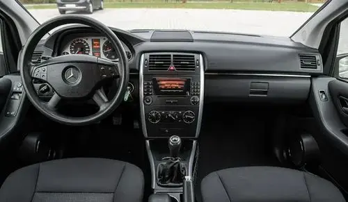 MERCEDES-BENZ Klasa B 