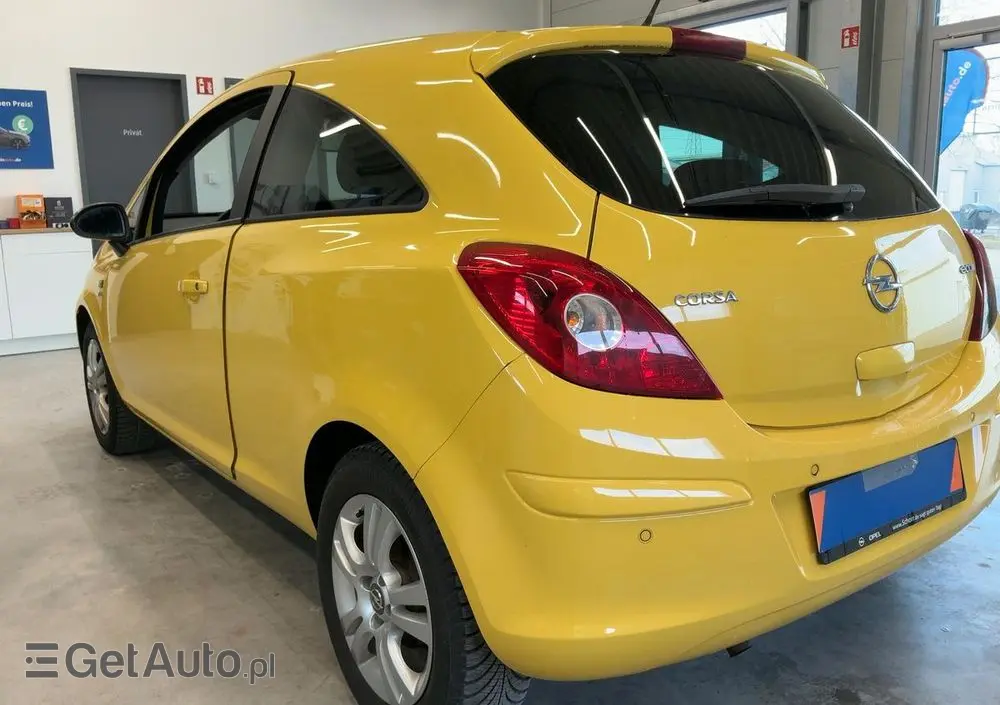 OPEL Corsa 