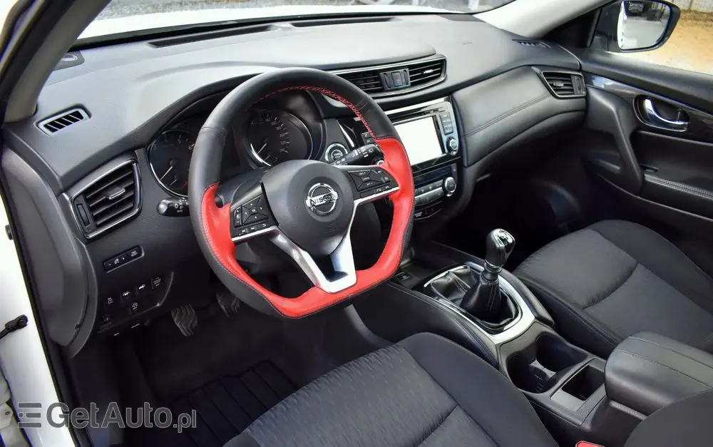 NISSAN X-Trail 1.6 DIG-T Visia