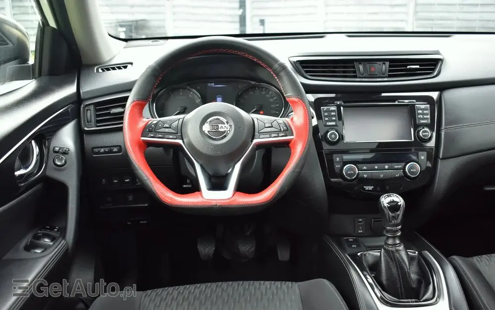 NISSAN X-Trail 1.6 DIG-T Visia